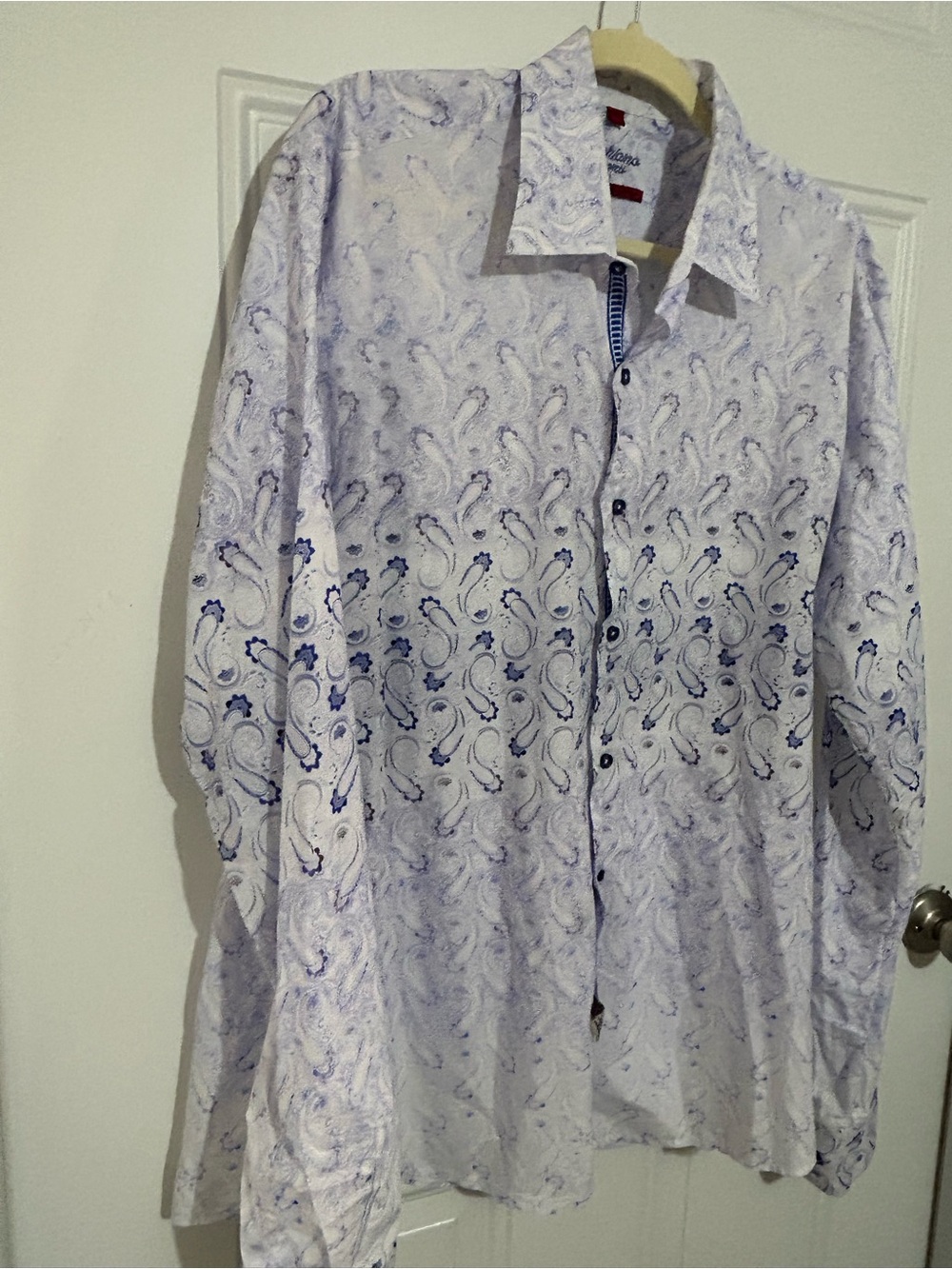 Luchiano Visconti Men's White Paisley Dress Shirt - Classic Long Sleeve - Picture 2 of 5